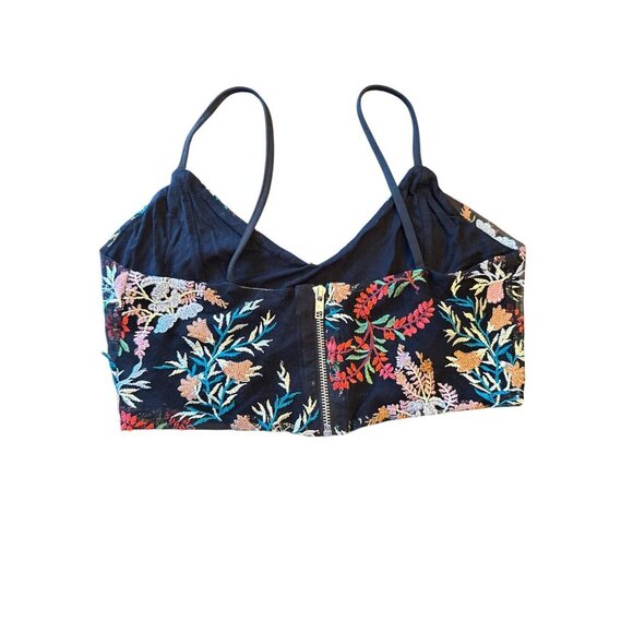 Black Floral Embroidered Crop Top With Zipper Closure & Spaghetti Straps - Picture 2 of 5
